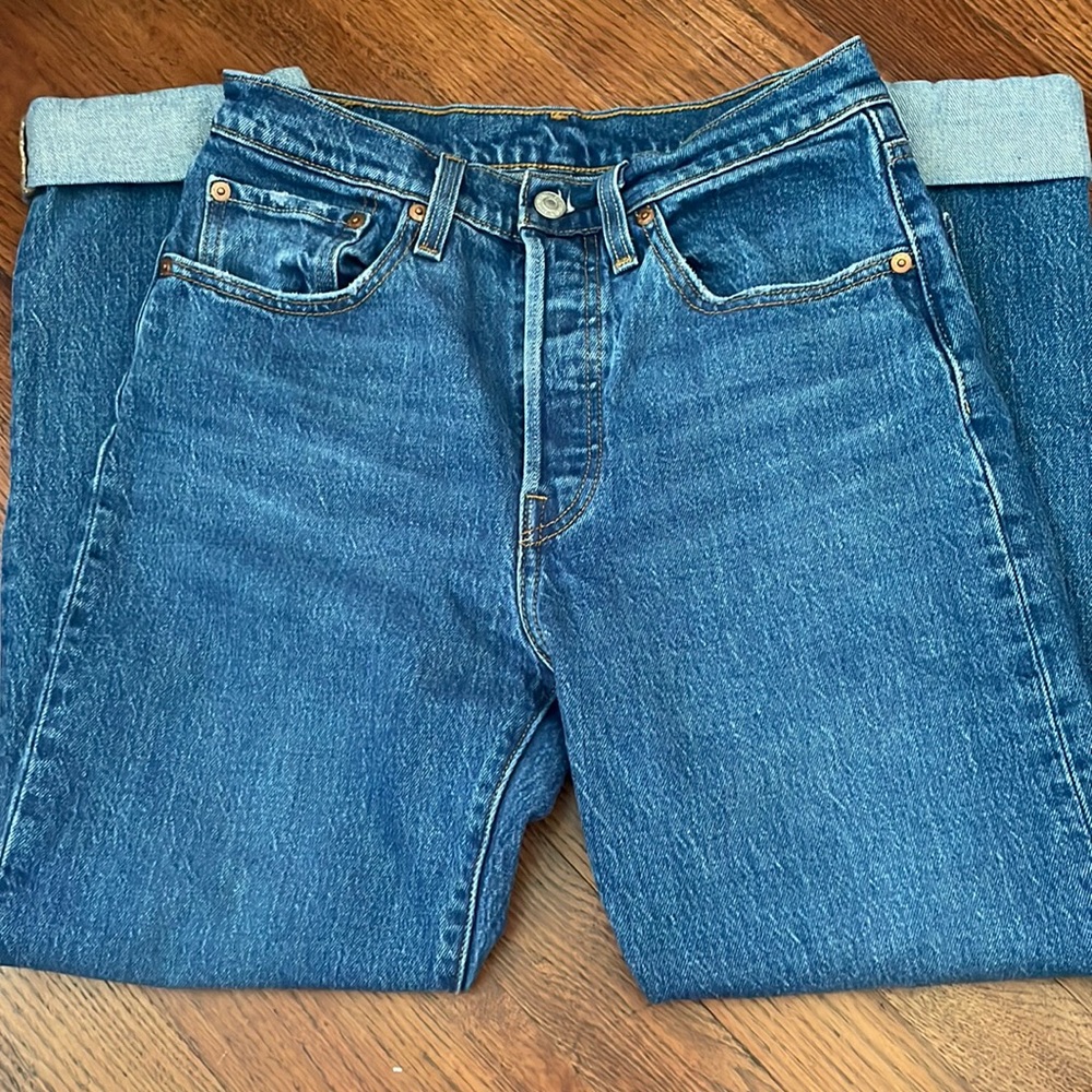 mid rise straight leg Levi 501s